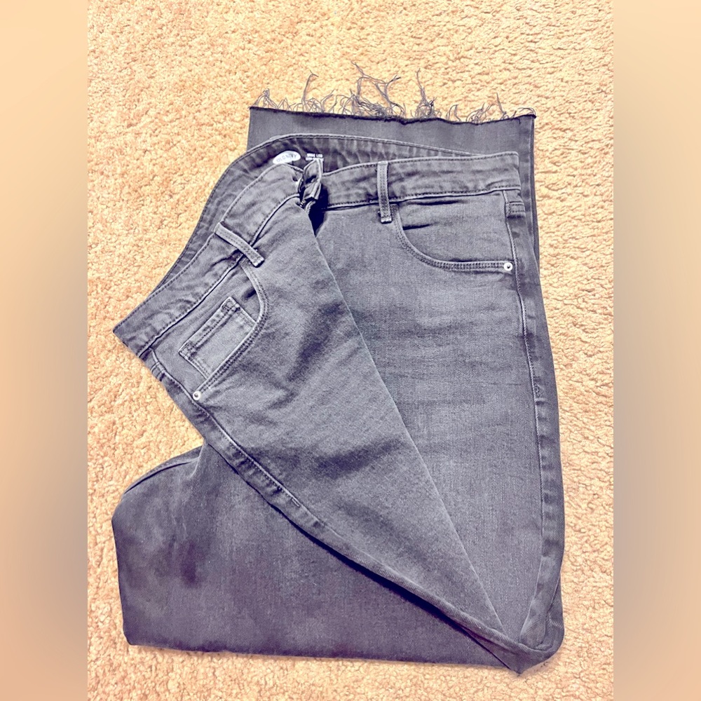 Old Navy. Wide Leg Extra High Waisted. Black, Size 18. Like New!